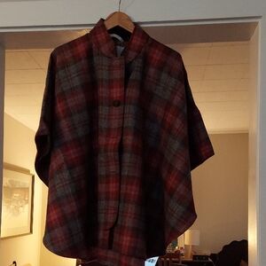 MaGee 1866 of Donegal IRELAND 100%  Wool Plaid Button-Up Capein Pink And Gray.